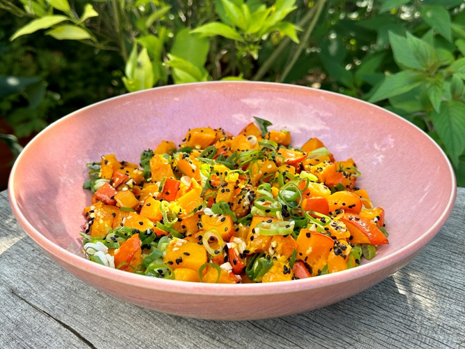 Rezeptbild für Asiatischer Kürbissalat