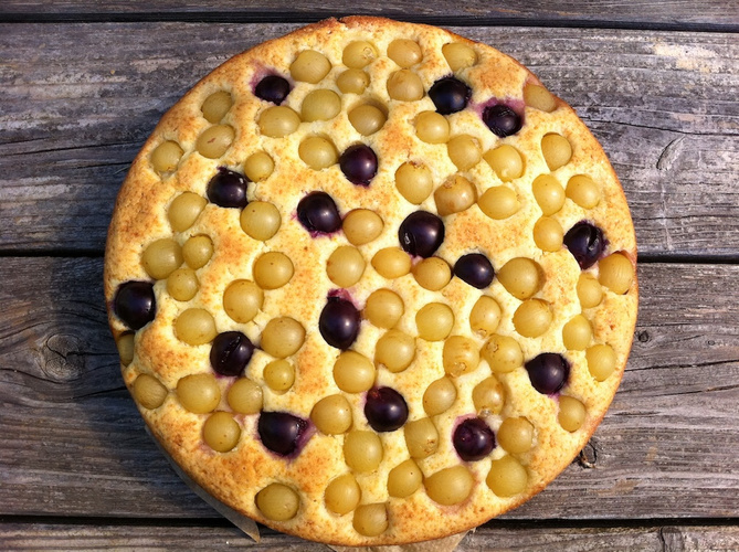 Rezeptbild für Versunkener Traubenkuchen