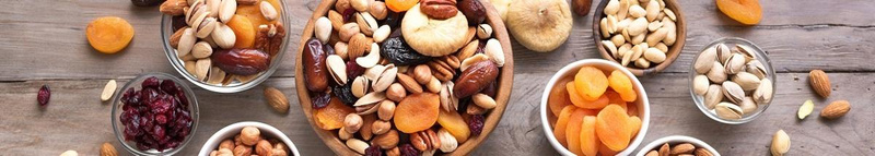 Trockenfrüchte und Nüsse - gesunder Snack!