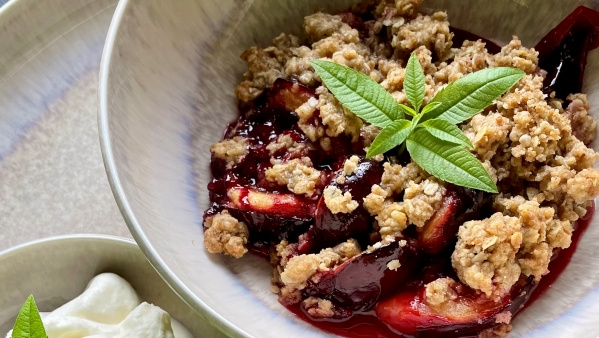 Rezeptbild für Zwetschgen-Crumble