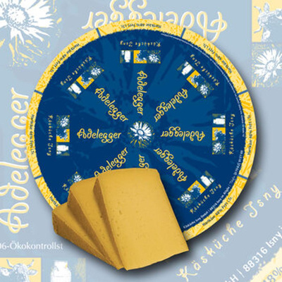 Produktfoto zu Adelegger Bergkäse aus Heumilch