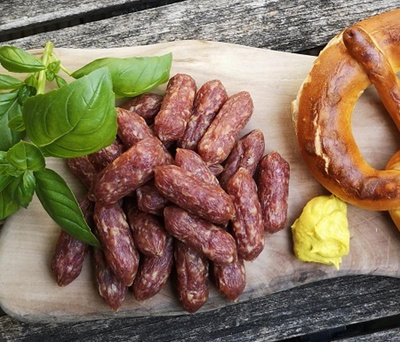 Produktfoto zu Salamihappen geräuchert