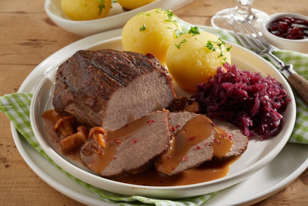 Produktfoto zu Hirschbraten ohne Knochen