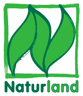 KI generiert: Logo mit grünen Blättern und Text "Naturland".