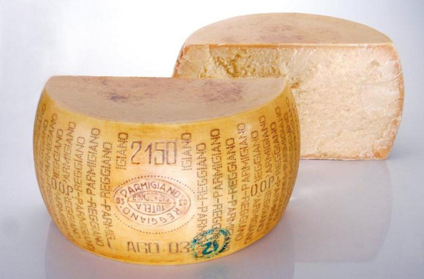 Produktfoto zu Parmigiano Reggiano DOP - 12 - 14 Monate gereift