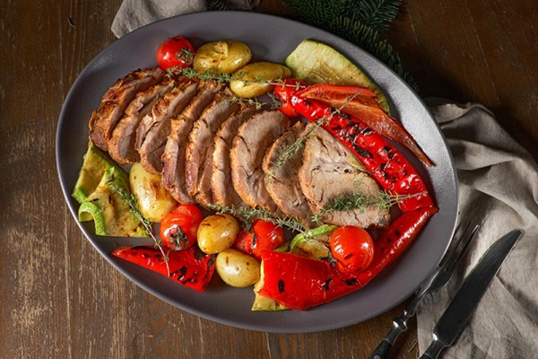 Produktfoto zu Schweinebraten aus dem Hals