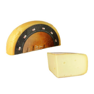 Produktfoto zu Bernsteinkäse Thise - ein kleines, dänisches Juwel